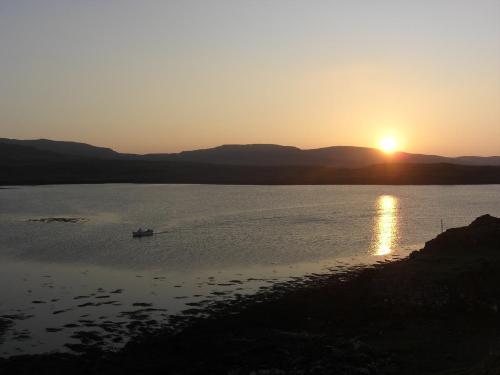 The Tide Bed and Breakfast Dunvegan  Exteriör bild